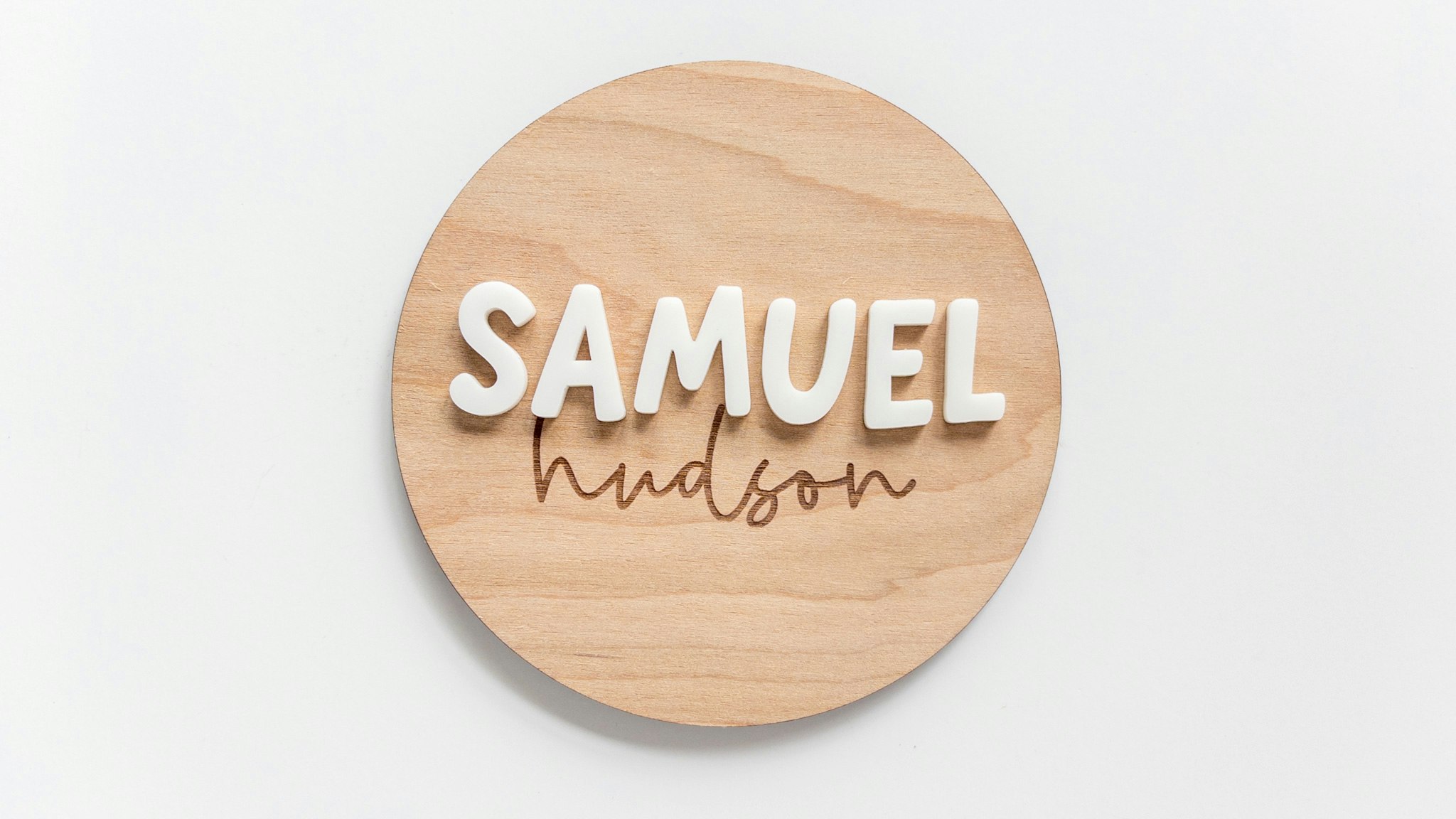 Basic Round Name Sign