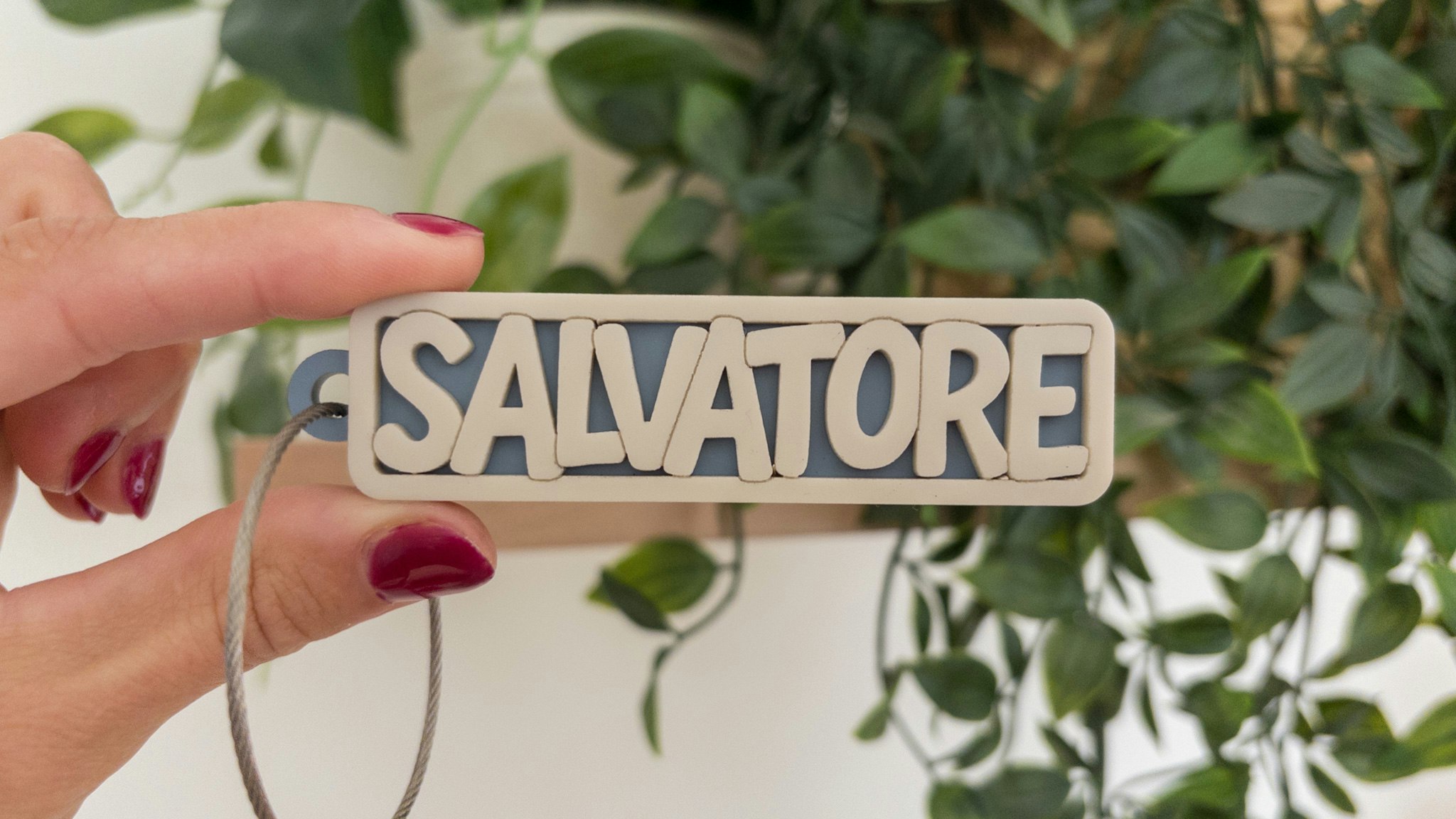 .9" Outlined Name Keychain or Magnet