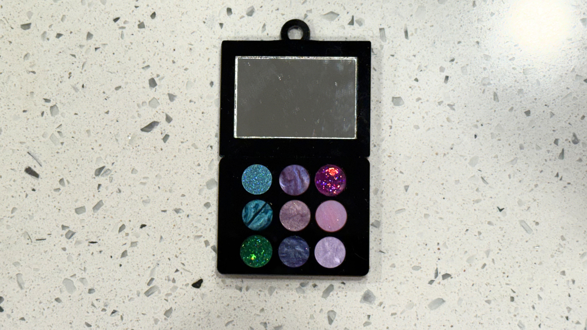 Makeup Palette Keychain with NFC chip/QR Code