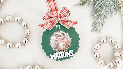 Family Wreath Photo Ornament