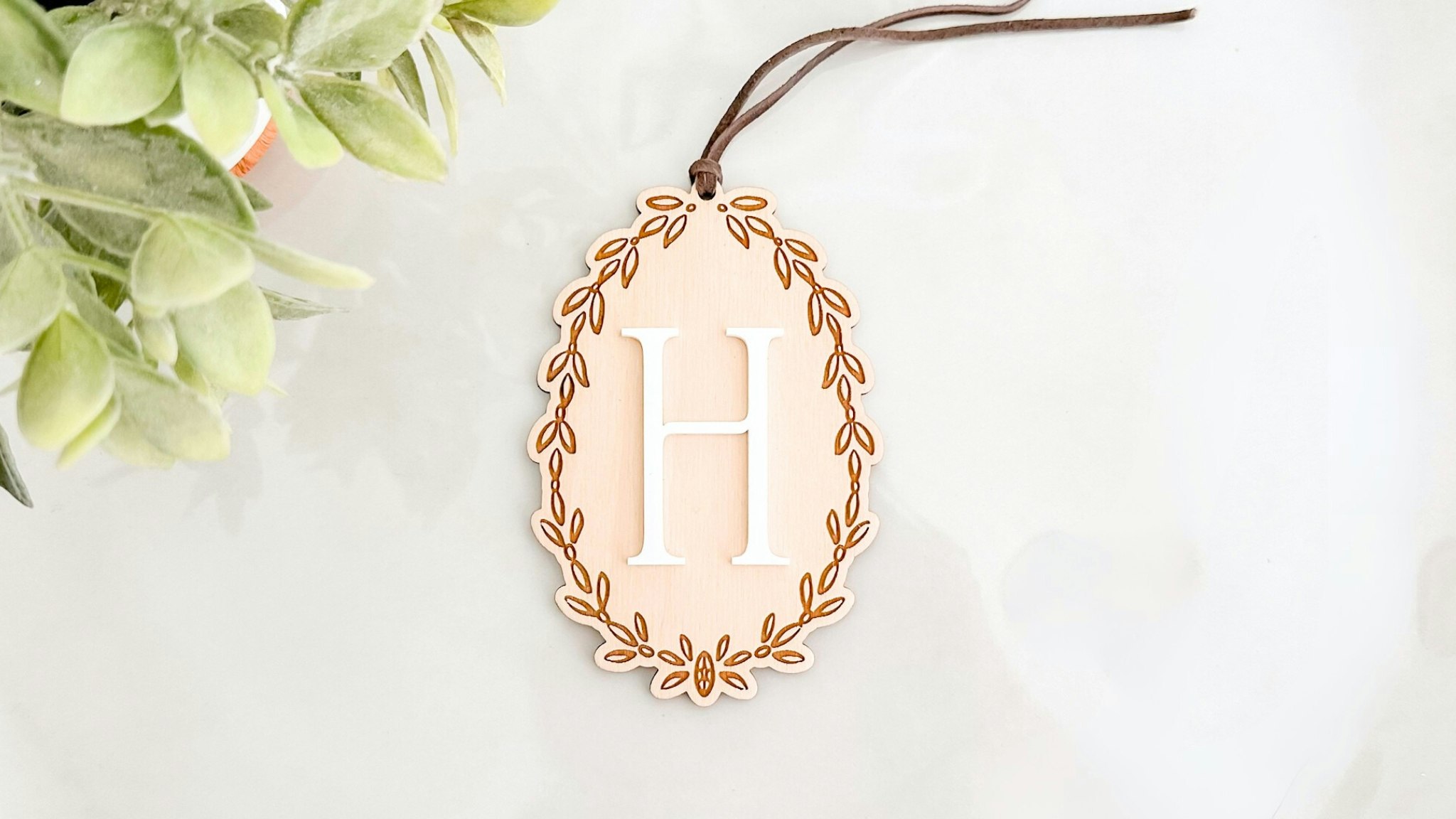 Leaf Wreath Easter Egg Monogram Tag