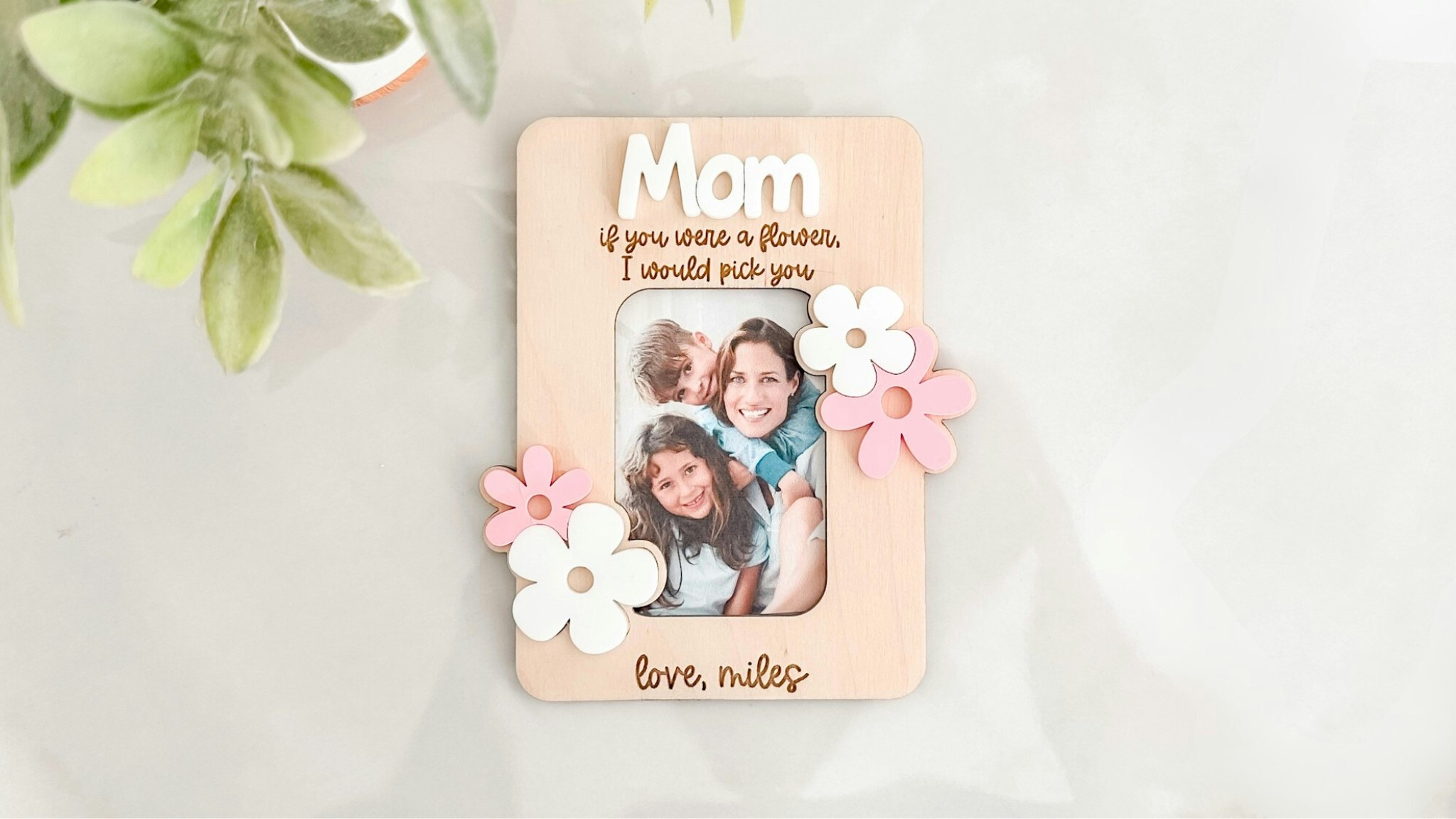 Mother's Day Daisy Fridge Photo Magnet 