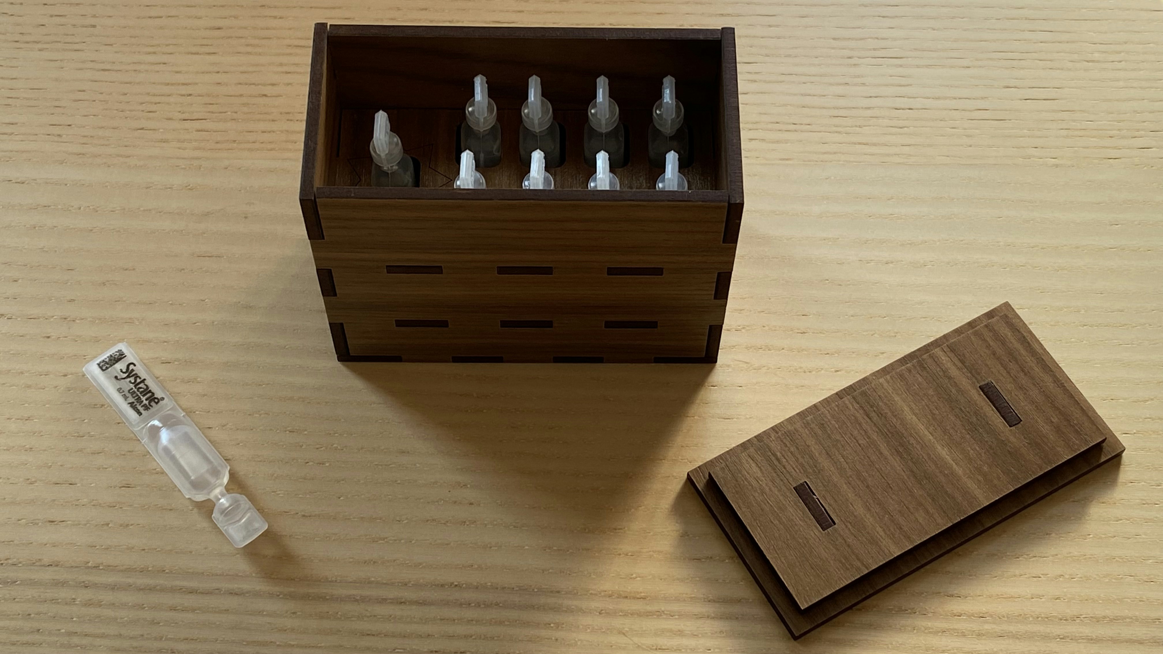 Eye Drops Holder