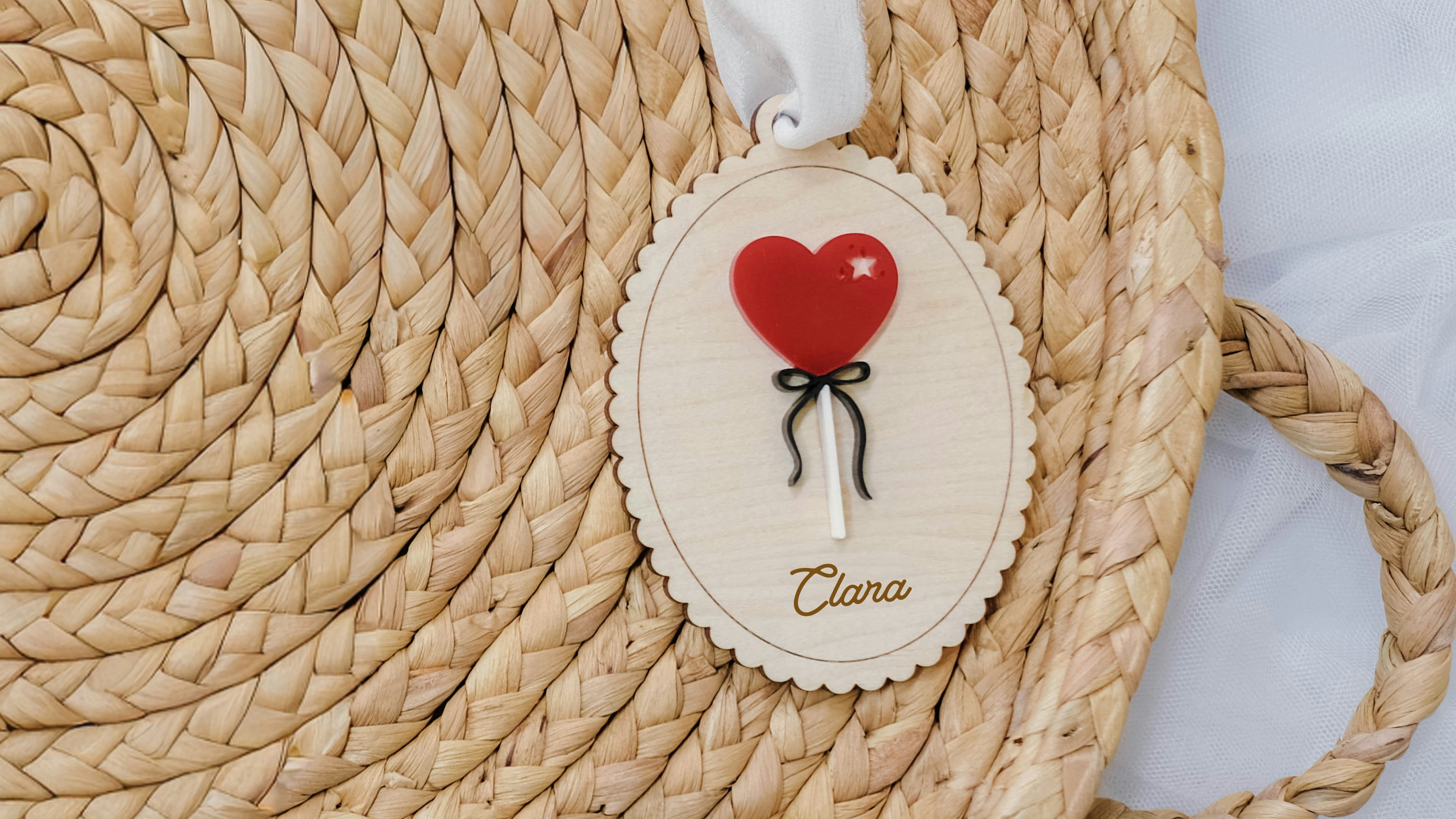 Scalloped Lolly Pop Tag