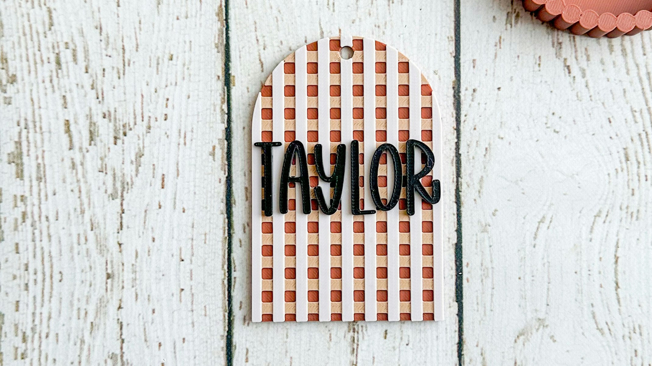 Checkered Plaid Arch Name Tag 3D Print