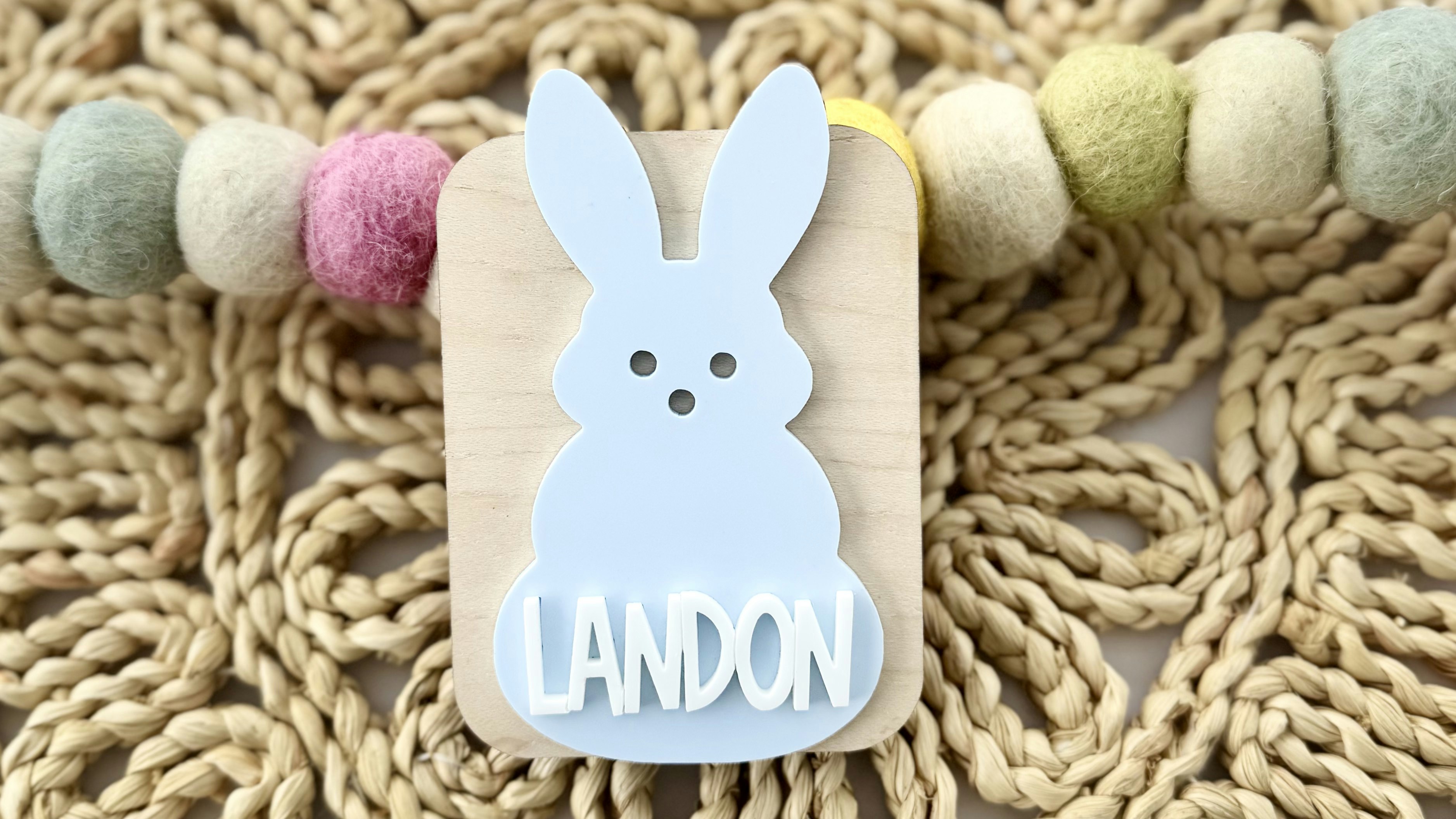 Bunny Gift Card Holder with Horizational Name
