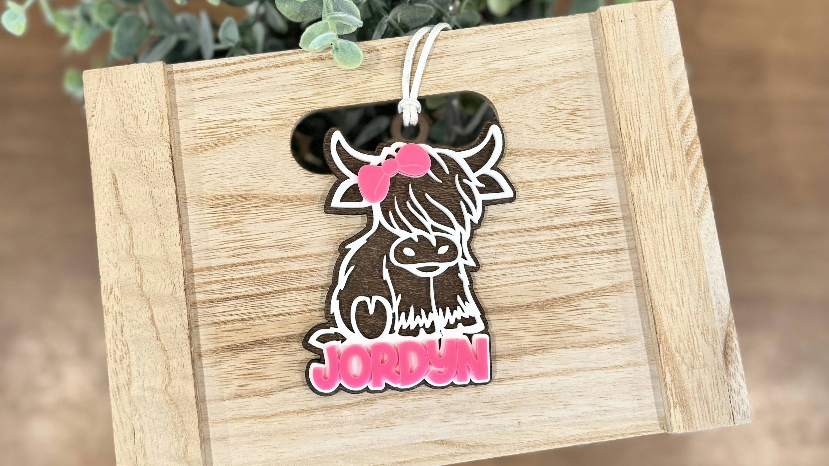 Highland Cow with Bow Tag/Ornament