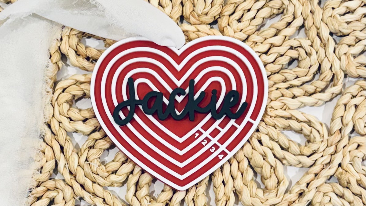 Track Heart–Shaped Gift Tag 