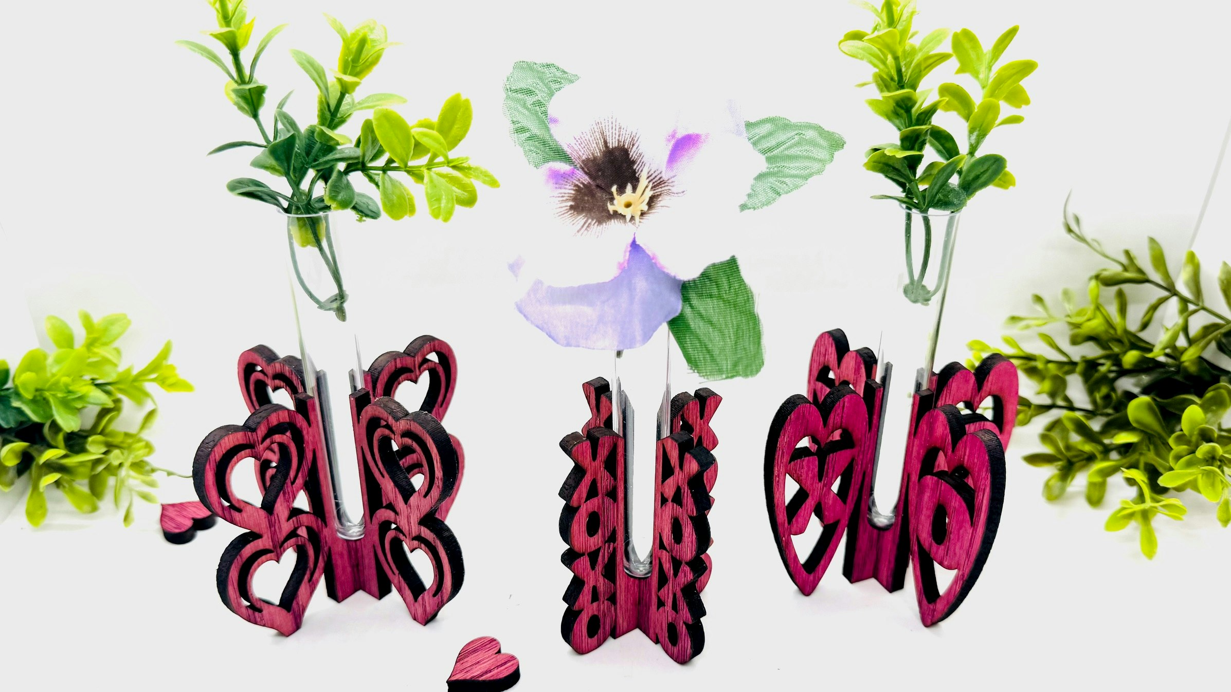 Valentines Hearts and XOXO Vase Set
