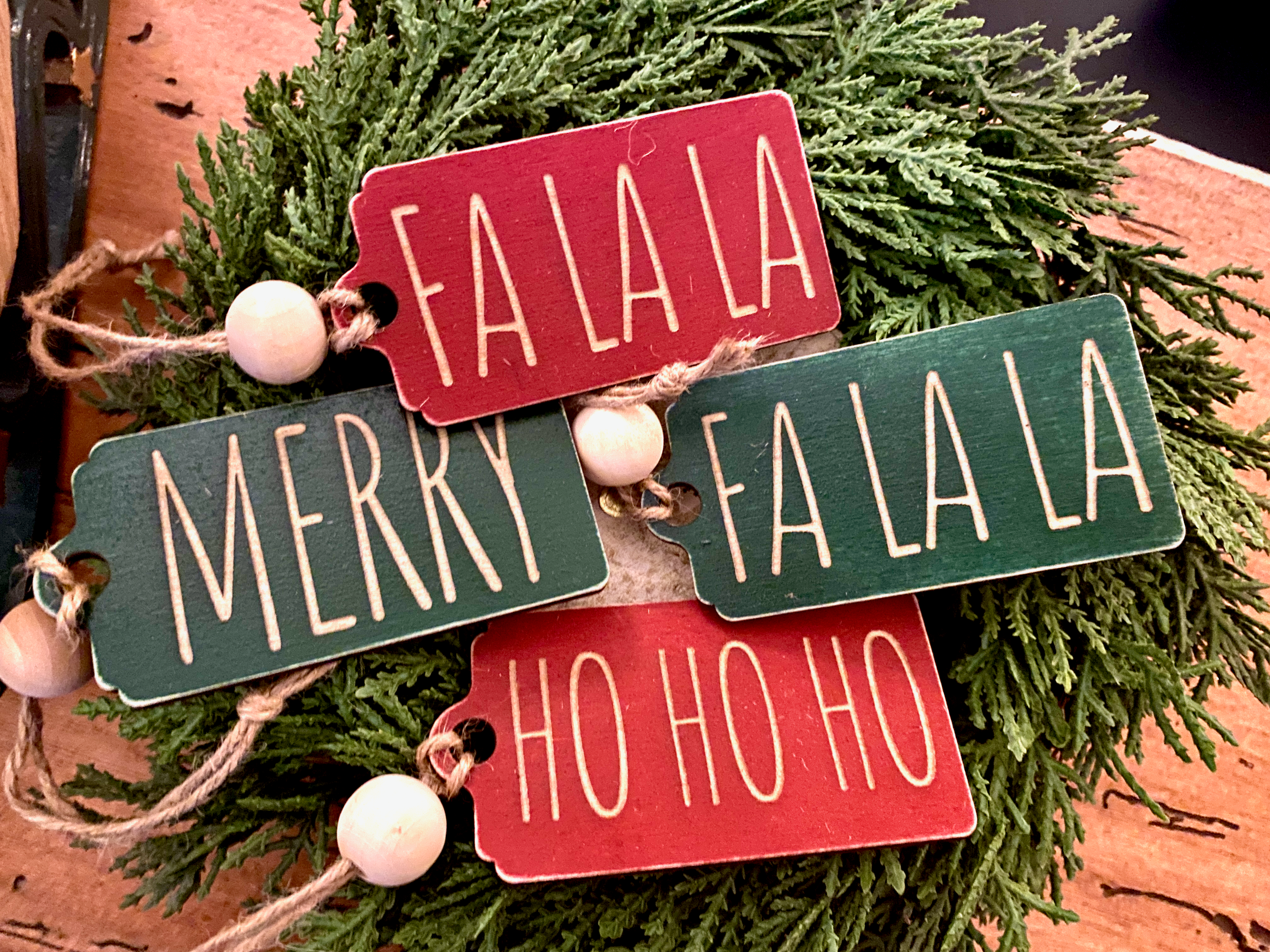 CHRISTMAS TAG
