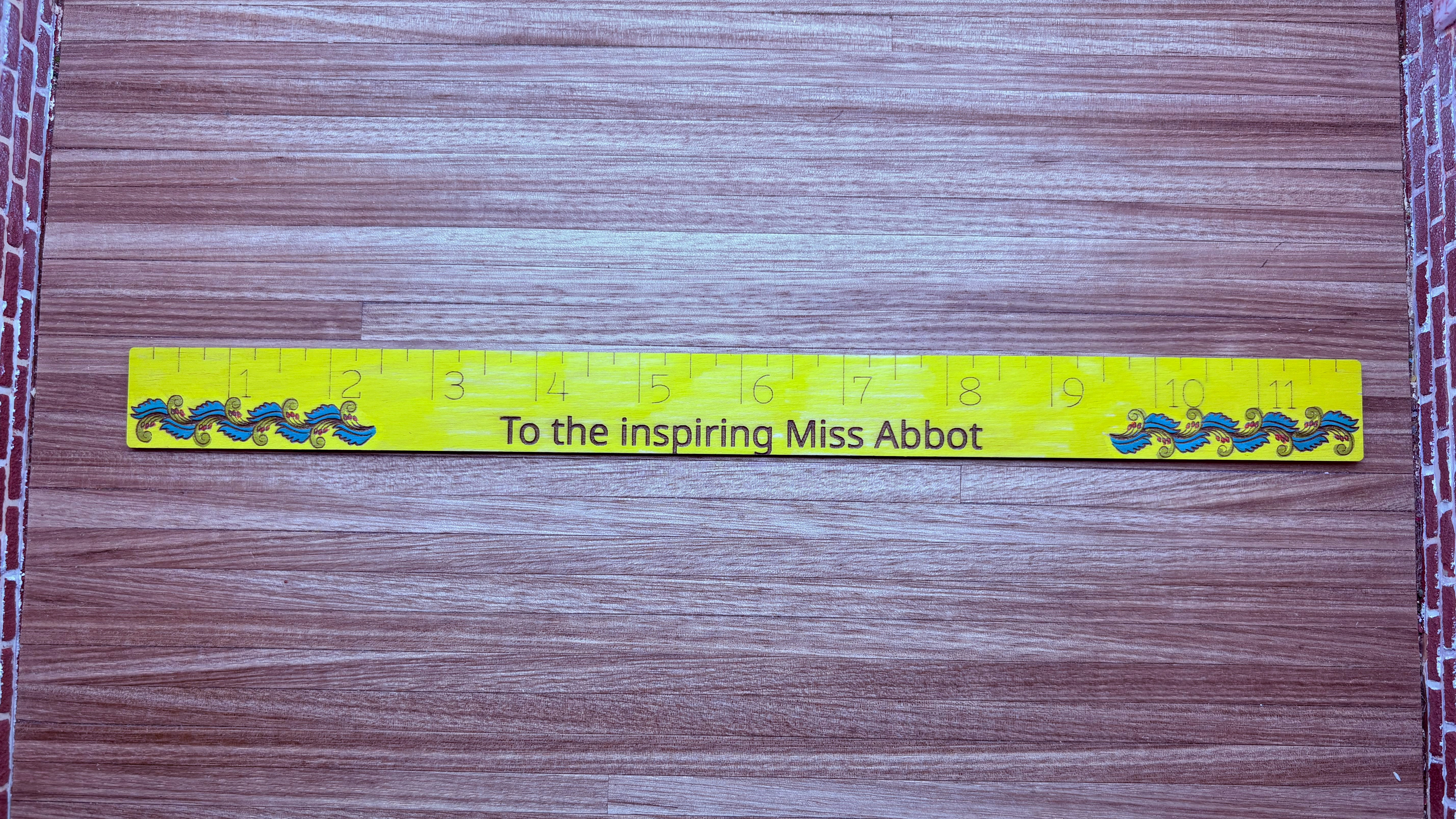 Gift Ruler