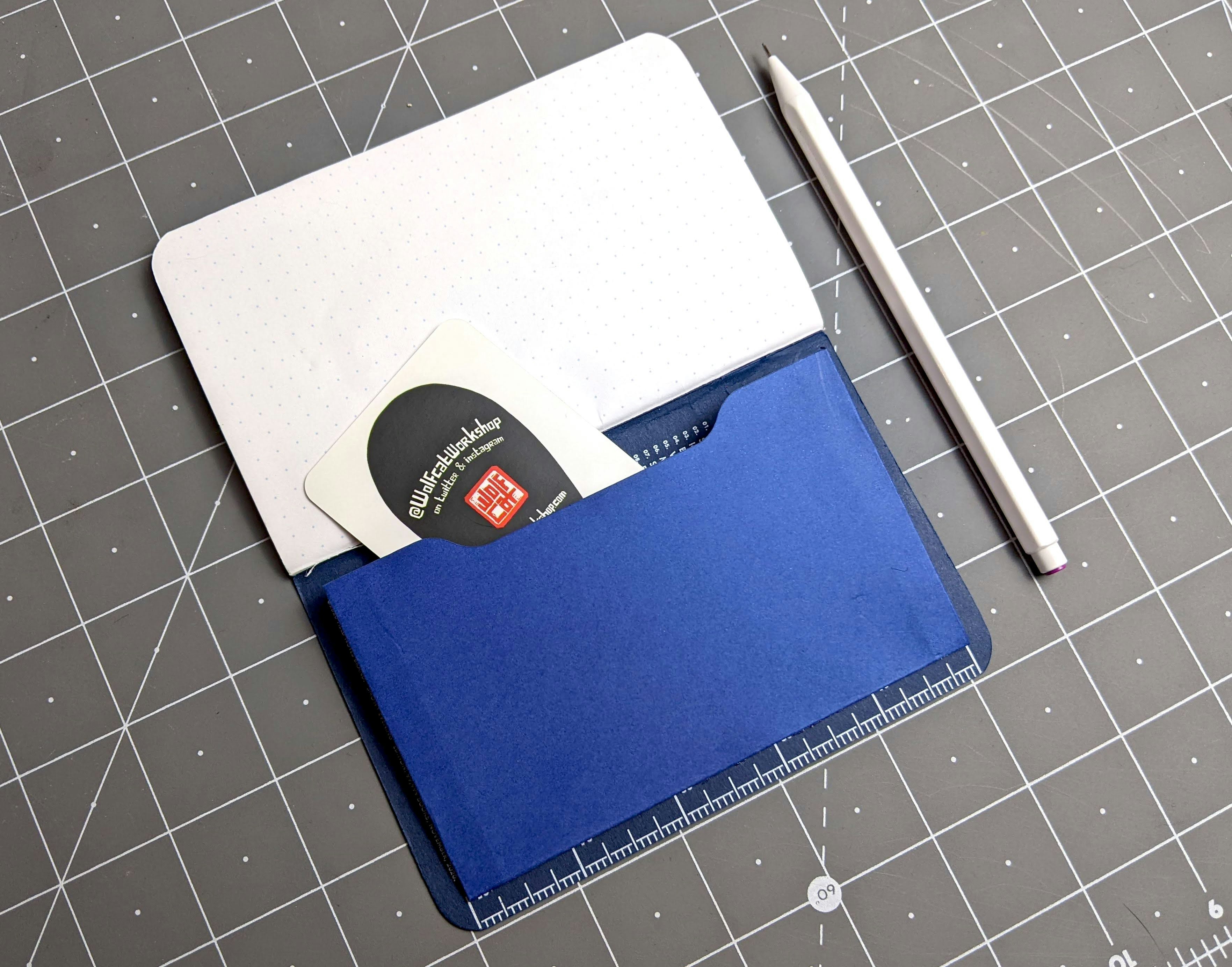Expandable notebook inner pocket