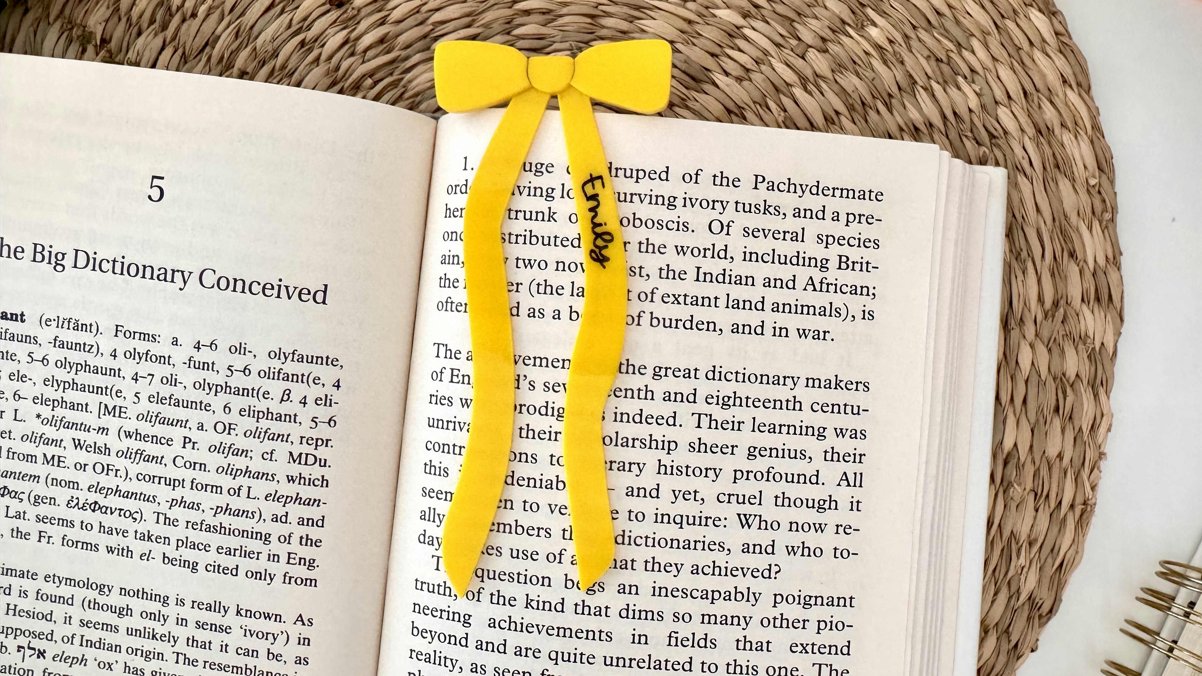 Bow Bookmark