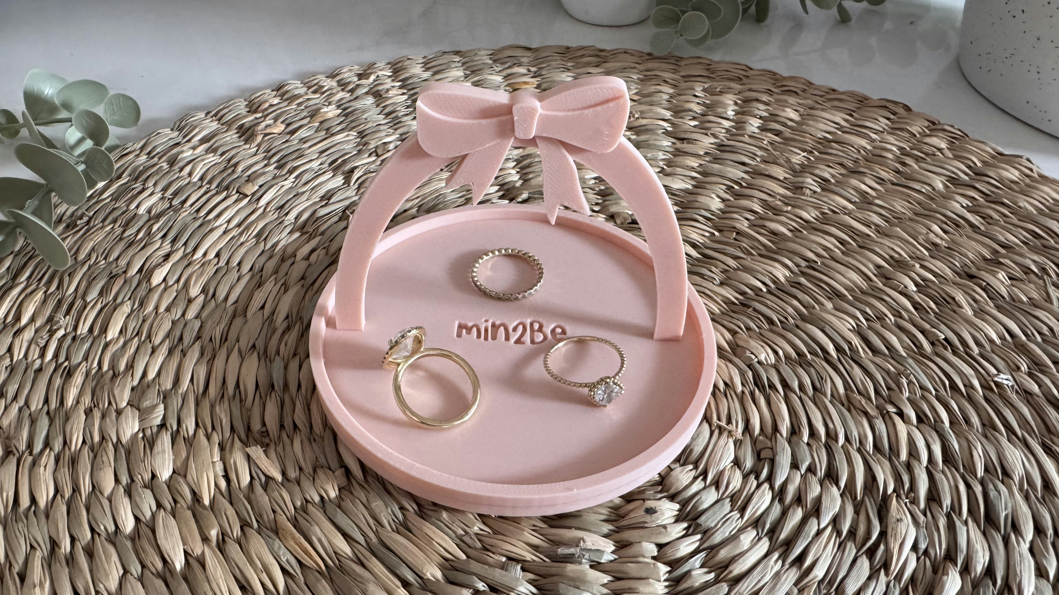 Jewelry Tray With Bow 3D