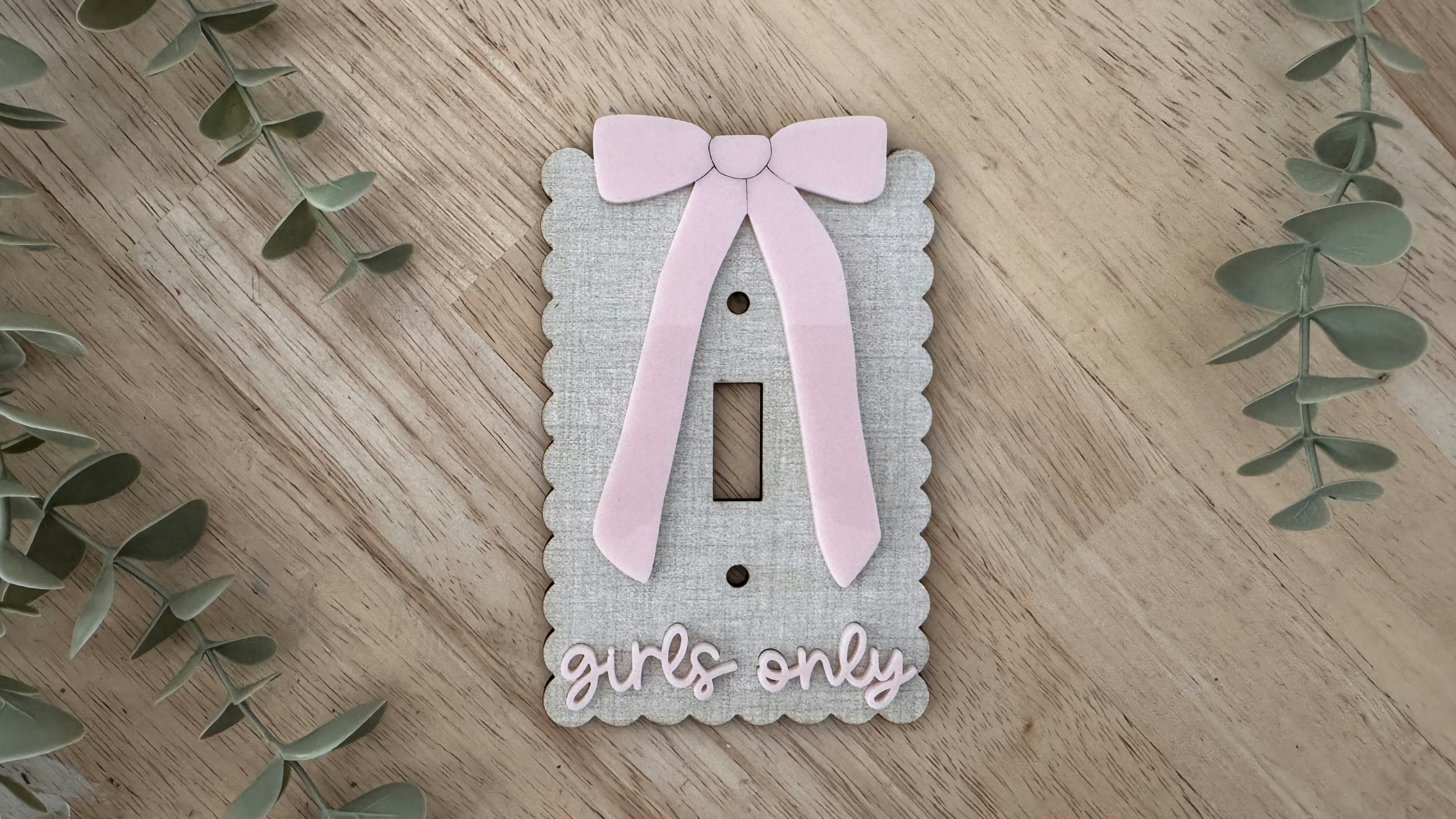 Scallop Bow Light Switch Plate