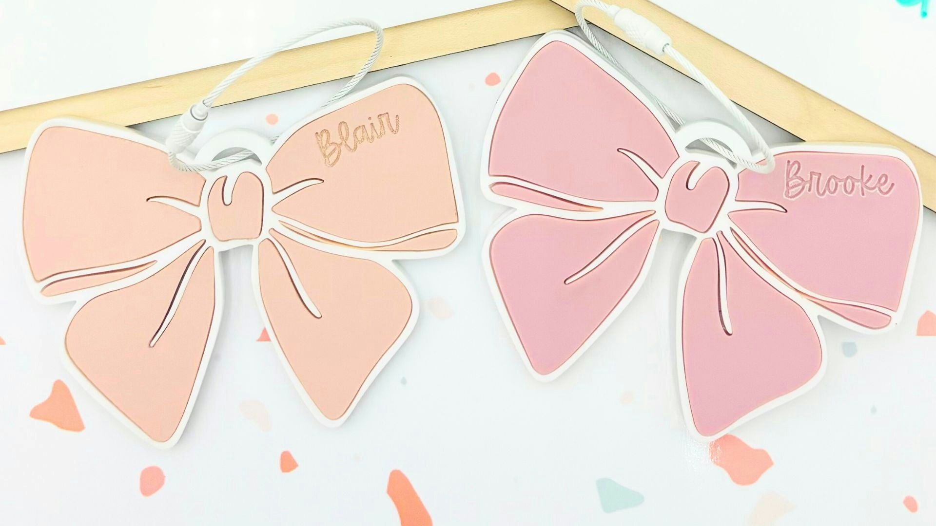 Bow Bag tag